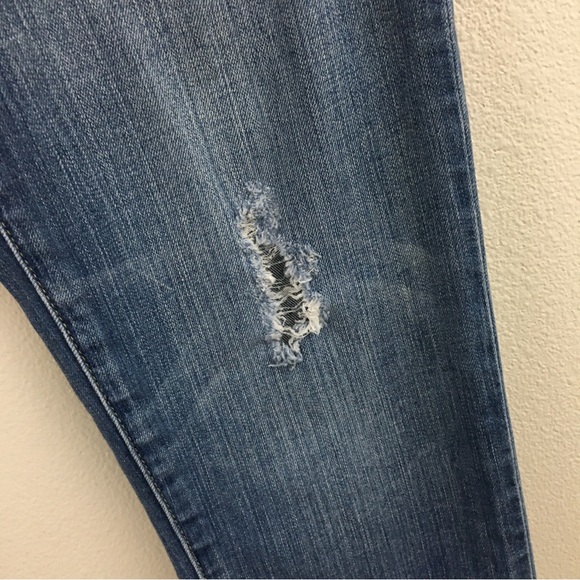 Fossil | Slim Boyfriend Distressed Jeans - Picture 10 of 11